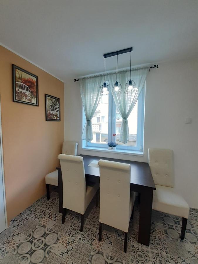 Apartman Jovana Sremska Mitrovica Esterno foto